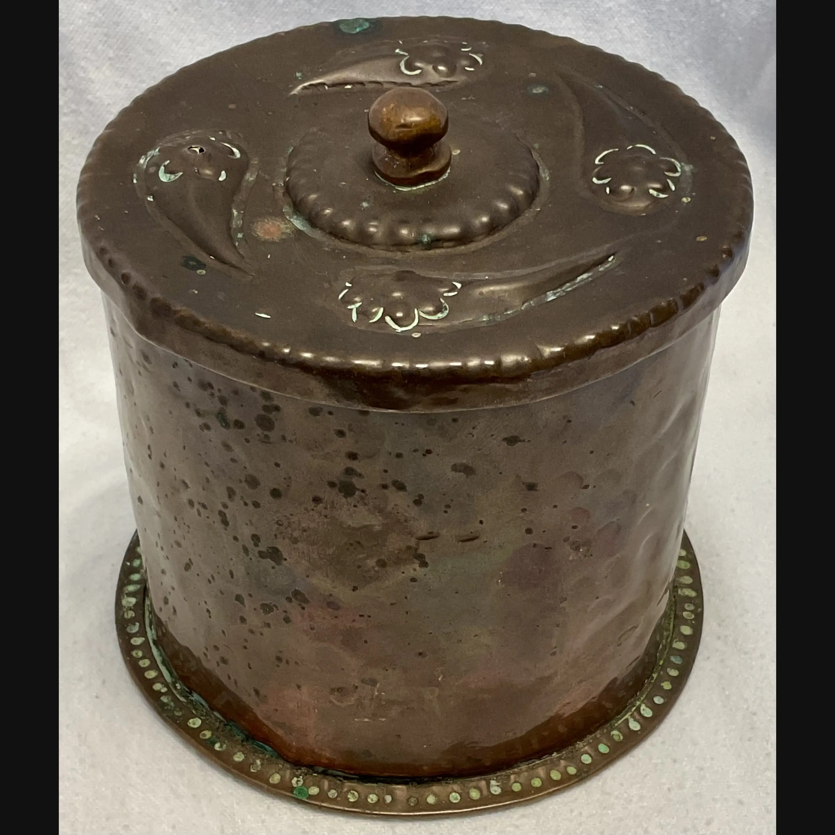 john pearson arts and crafts copper caddy decorated with comets in untouched condition