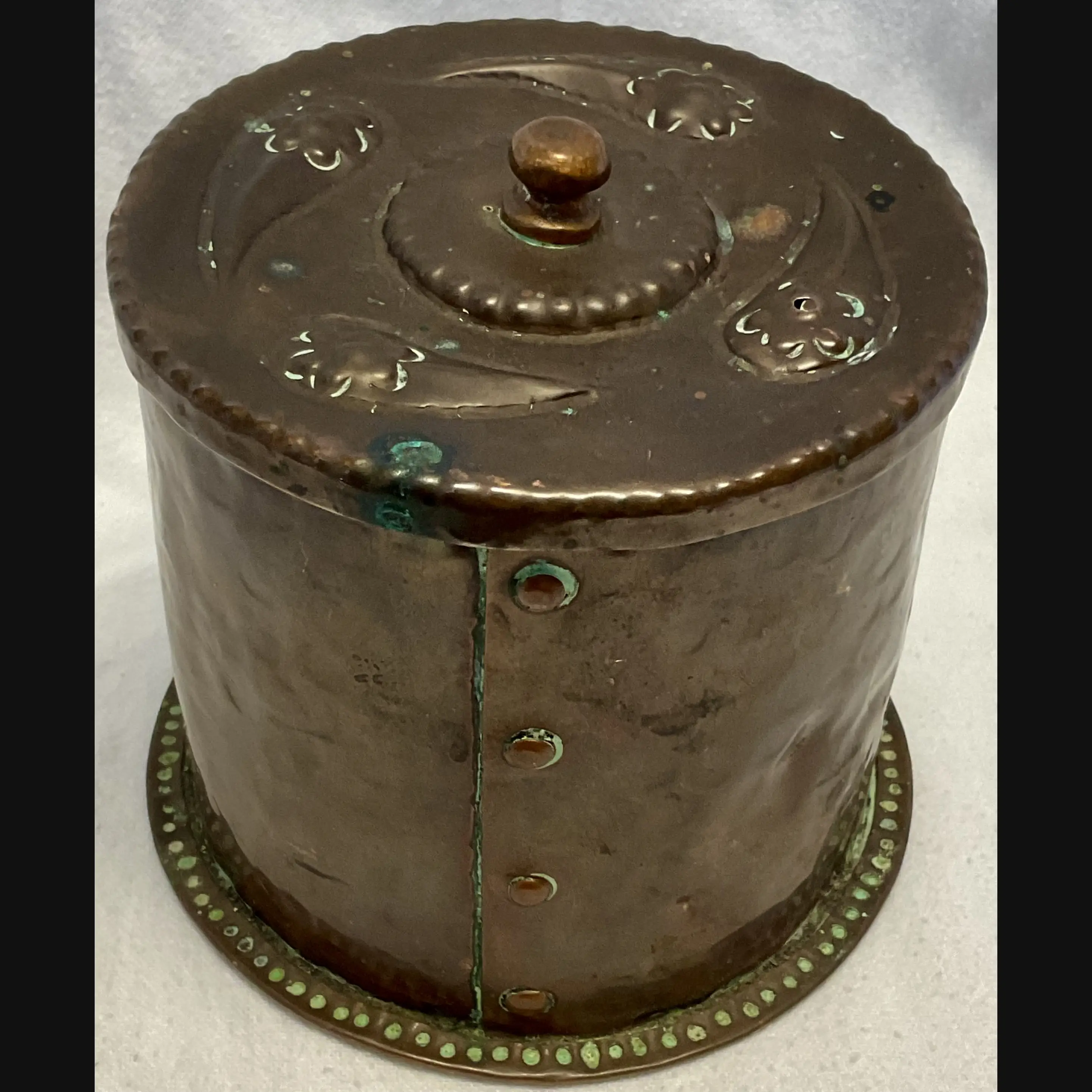 john pearson arts and crafts copper caddy decorated with comets in untouched condition