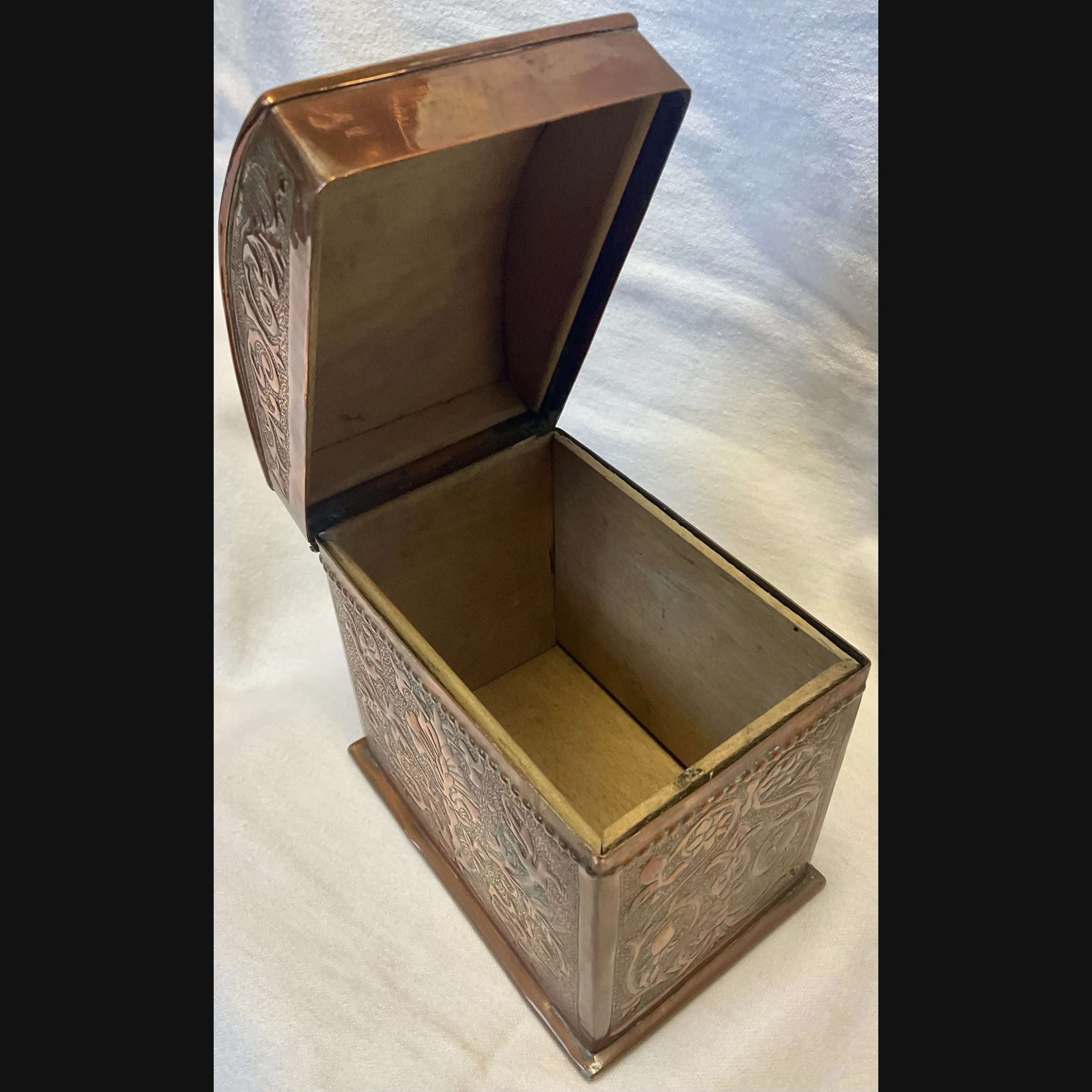 keswick school of industrial art ksia arts and crafts copper domed top lined caddy c1900