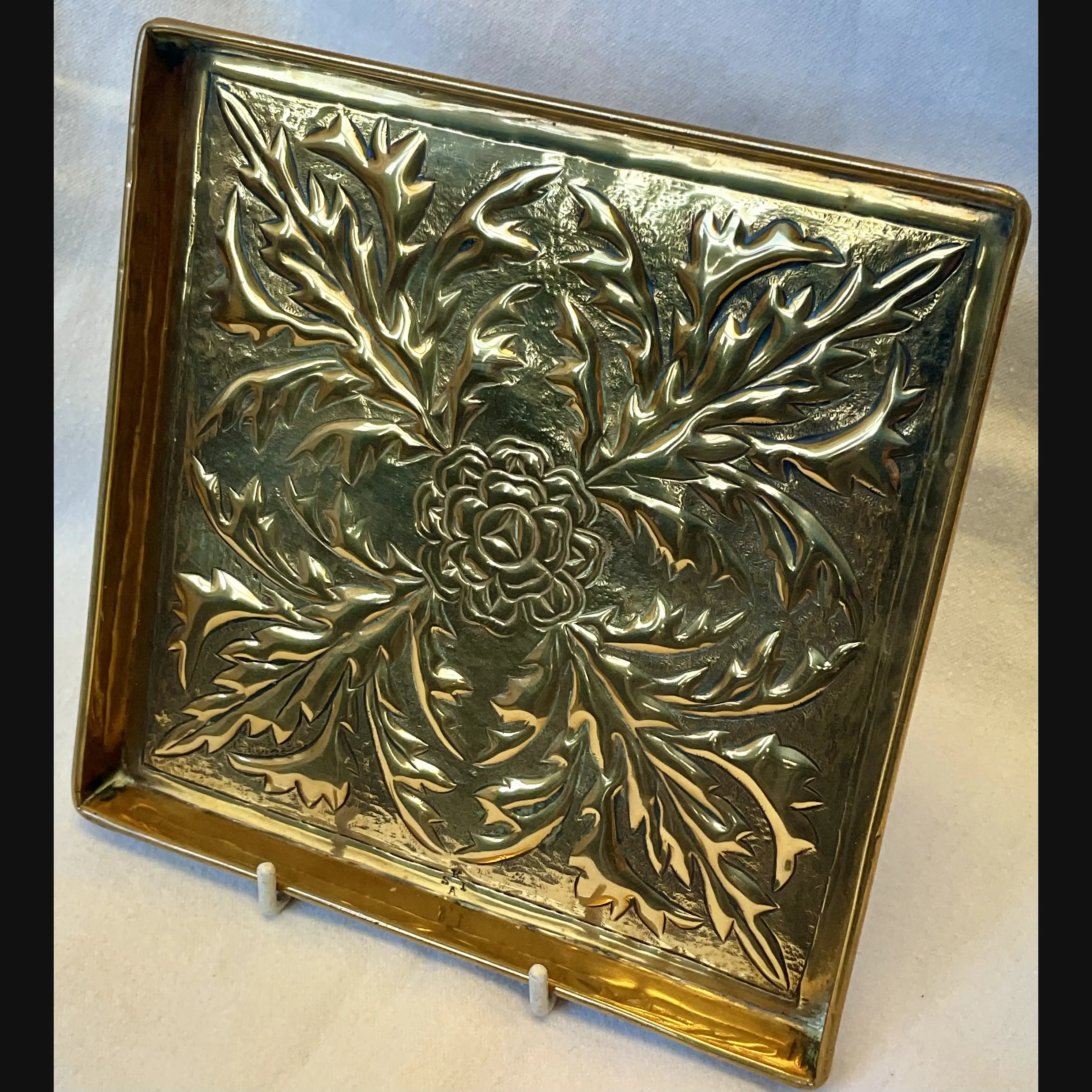 keswick school of industrial art ksia arts and crafts gilding metal card tray c1900