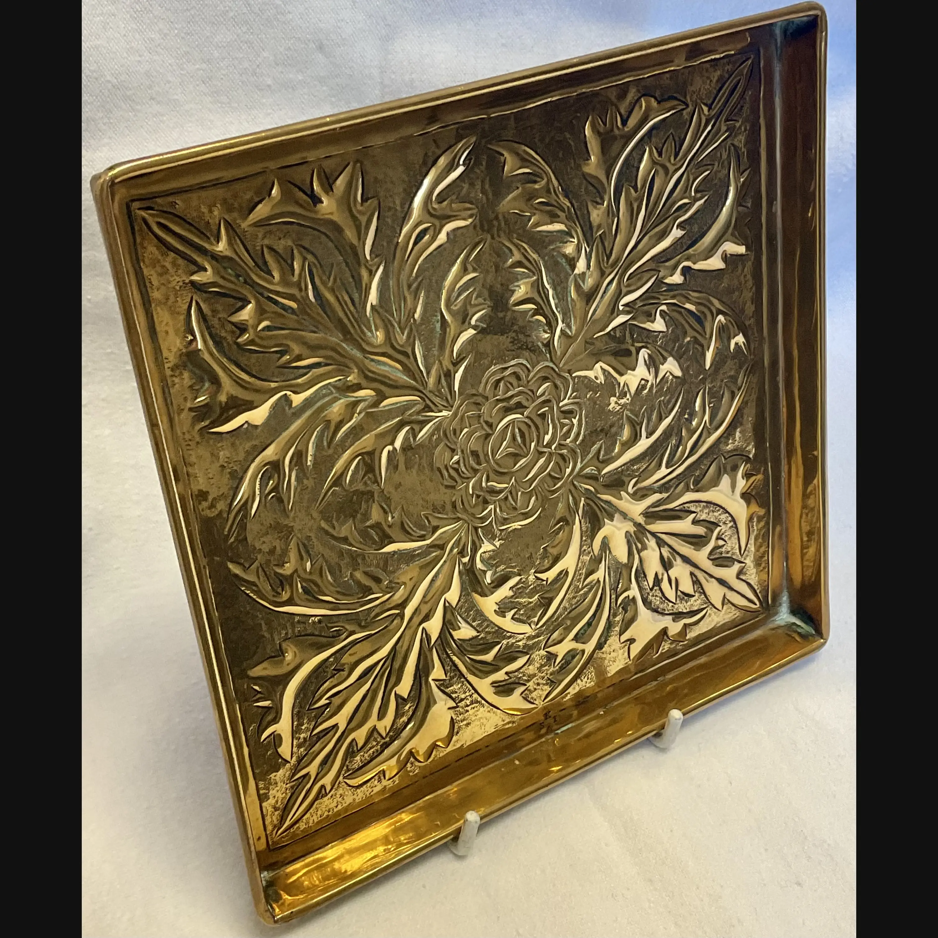 keswick school of industrial art ksia arts and crafts gilding metal card tray c1900