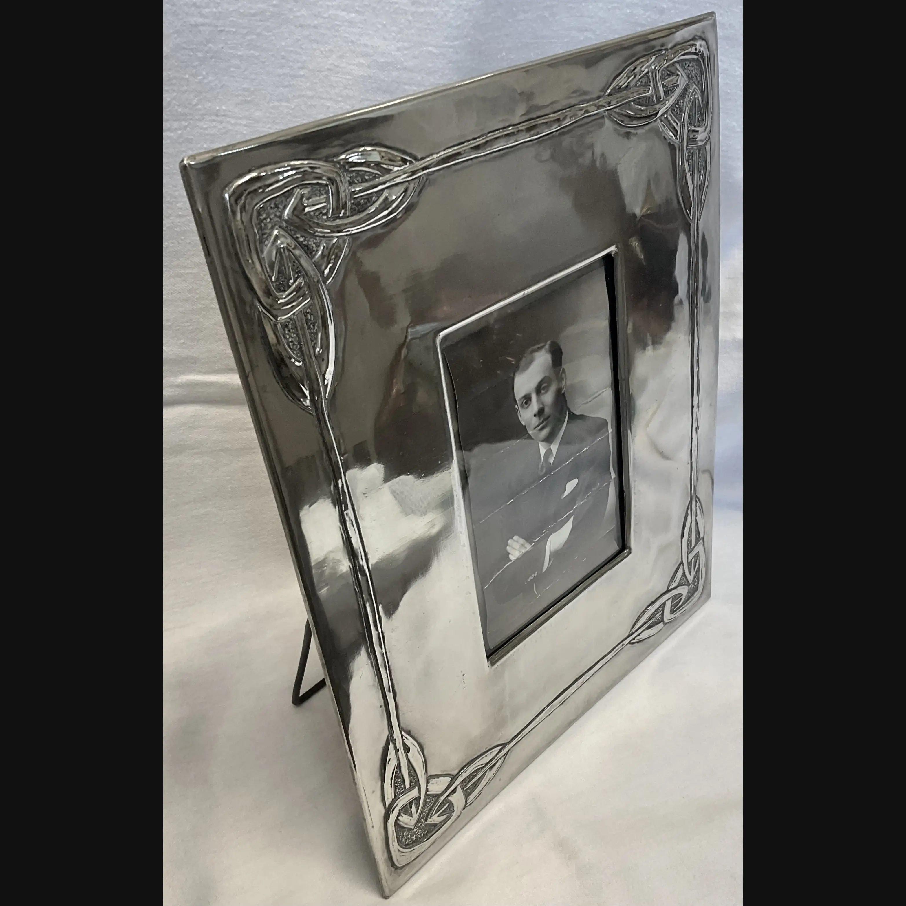 large glasgow girls glasgow style scottish celtic arts and crafts white metal easel backed photo frame c1900 10