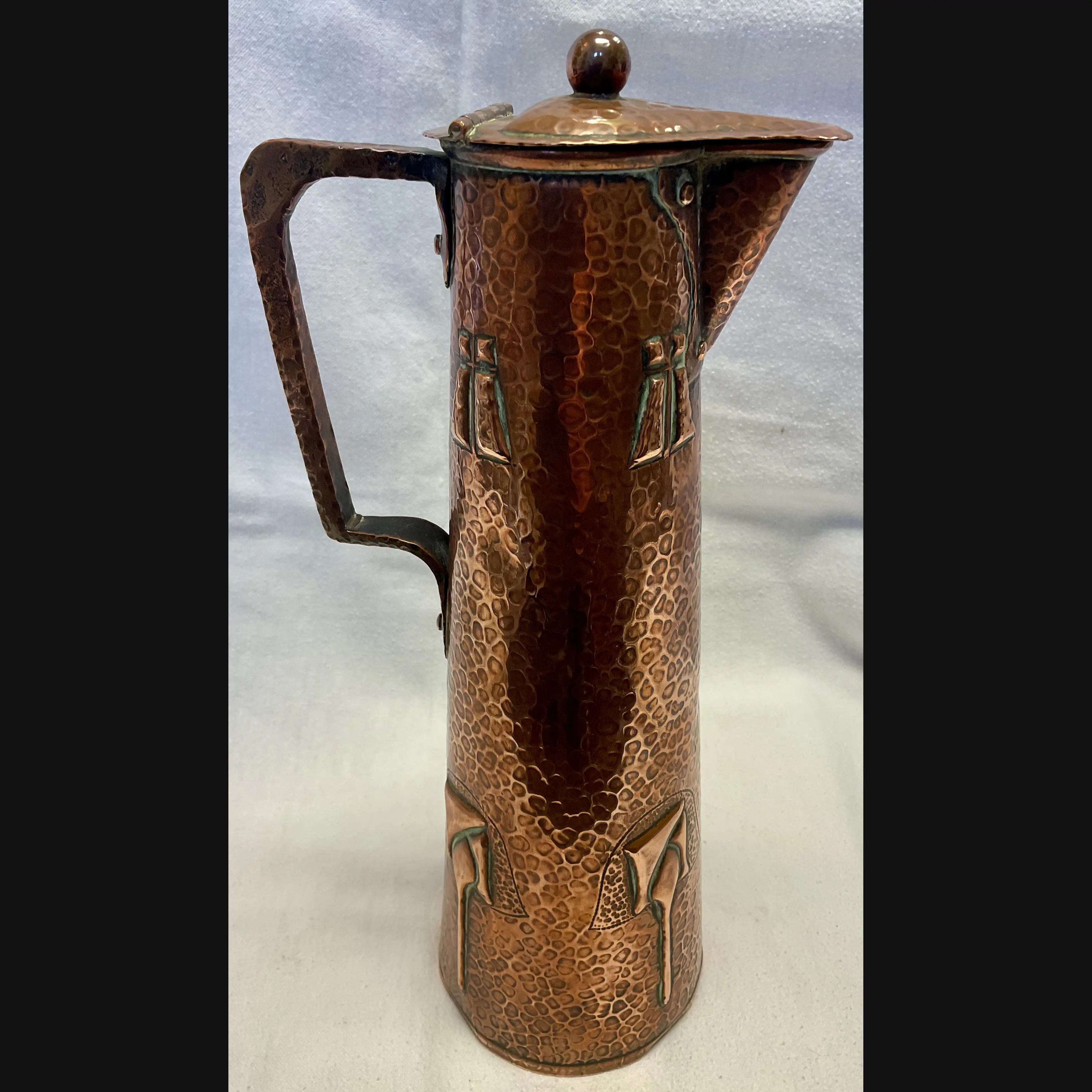 j f pool hayle copper arts and crafts secessionsit style large tapered copper flagon jug shape no 6607 c1908
