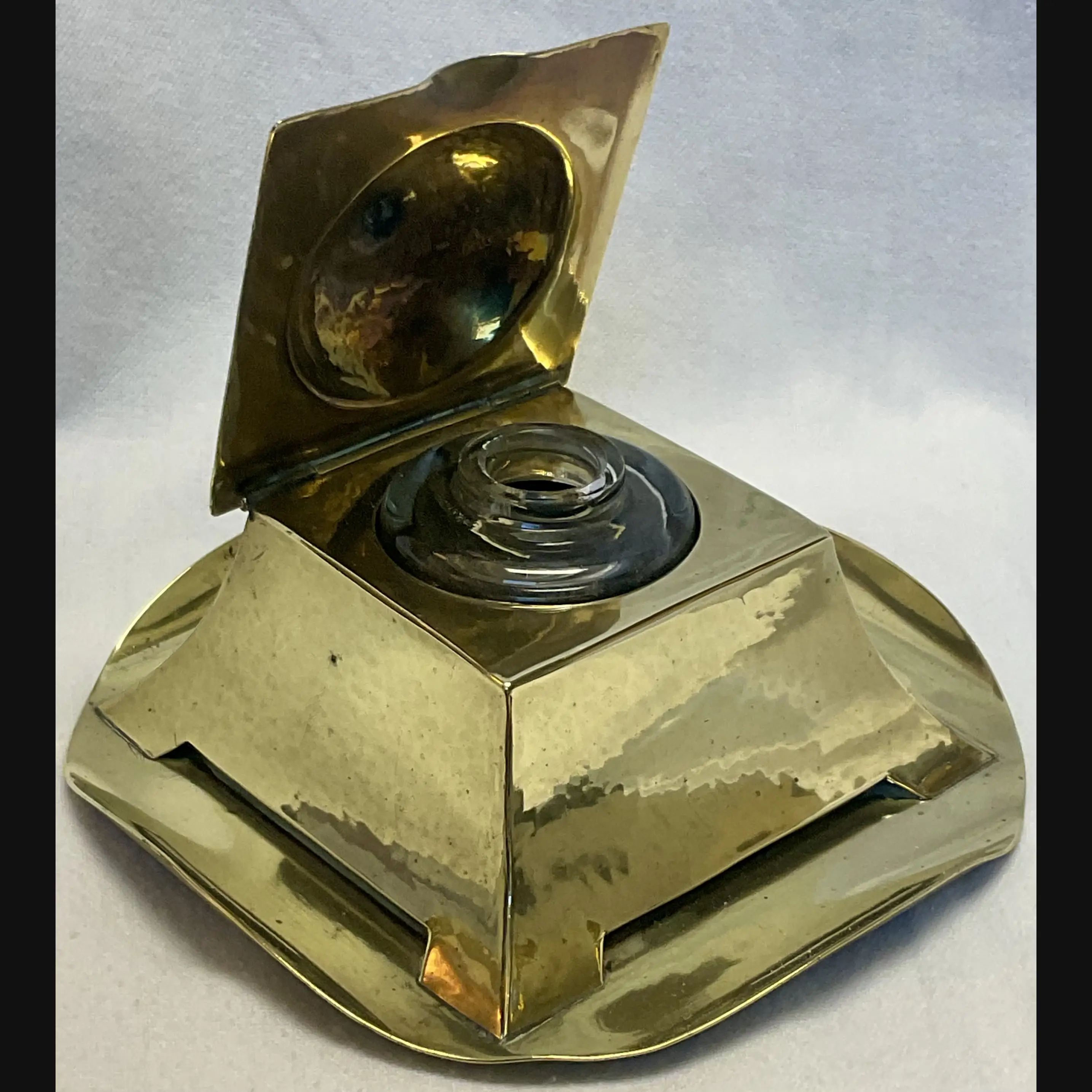 keswick school of industrial art ksia arts and crafts brass desk ink well with liner c1900