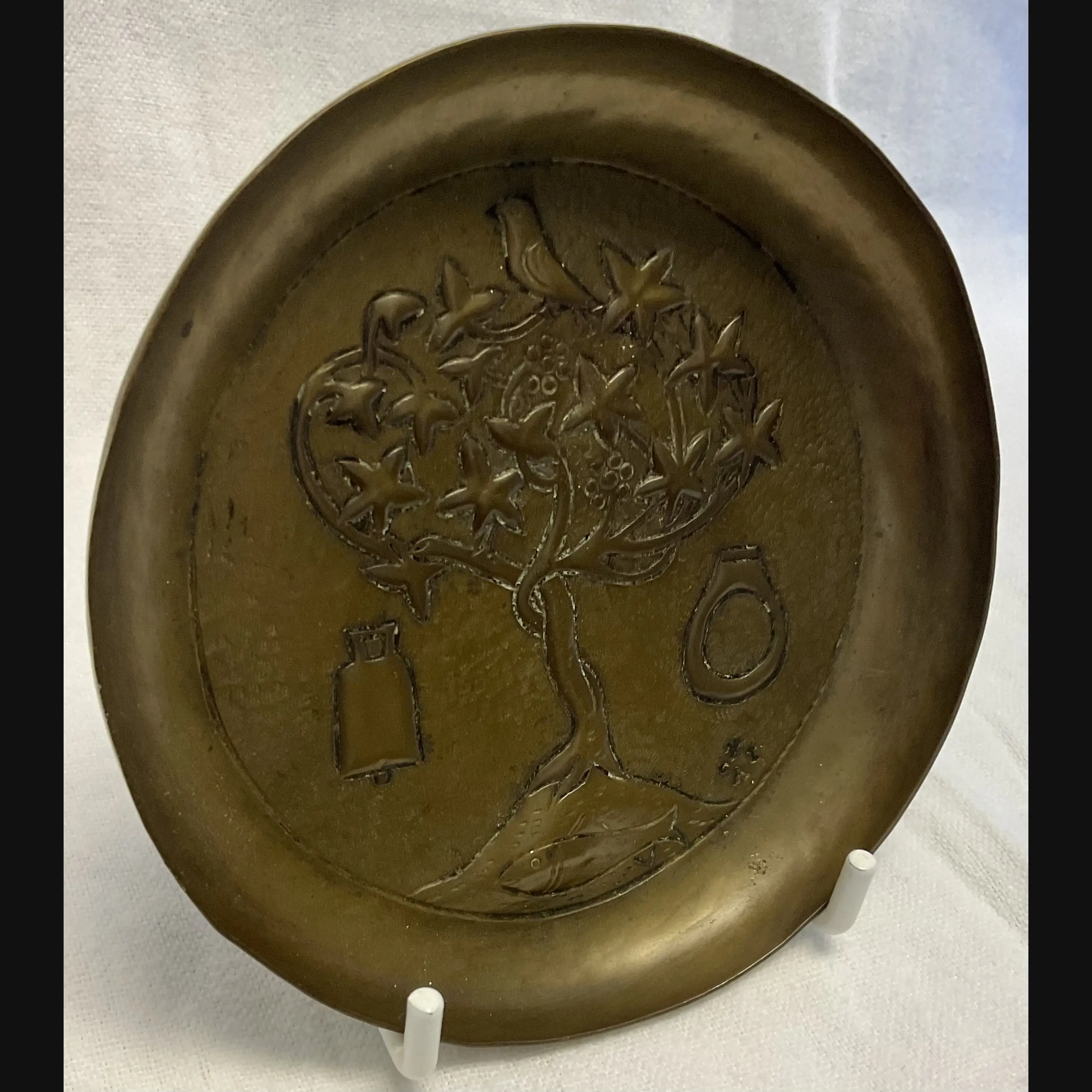 keswick school of industrial art ksia arts and crafts pin tray with the st kentigern crest