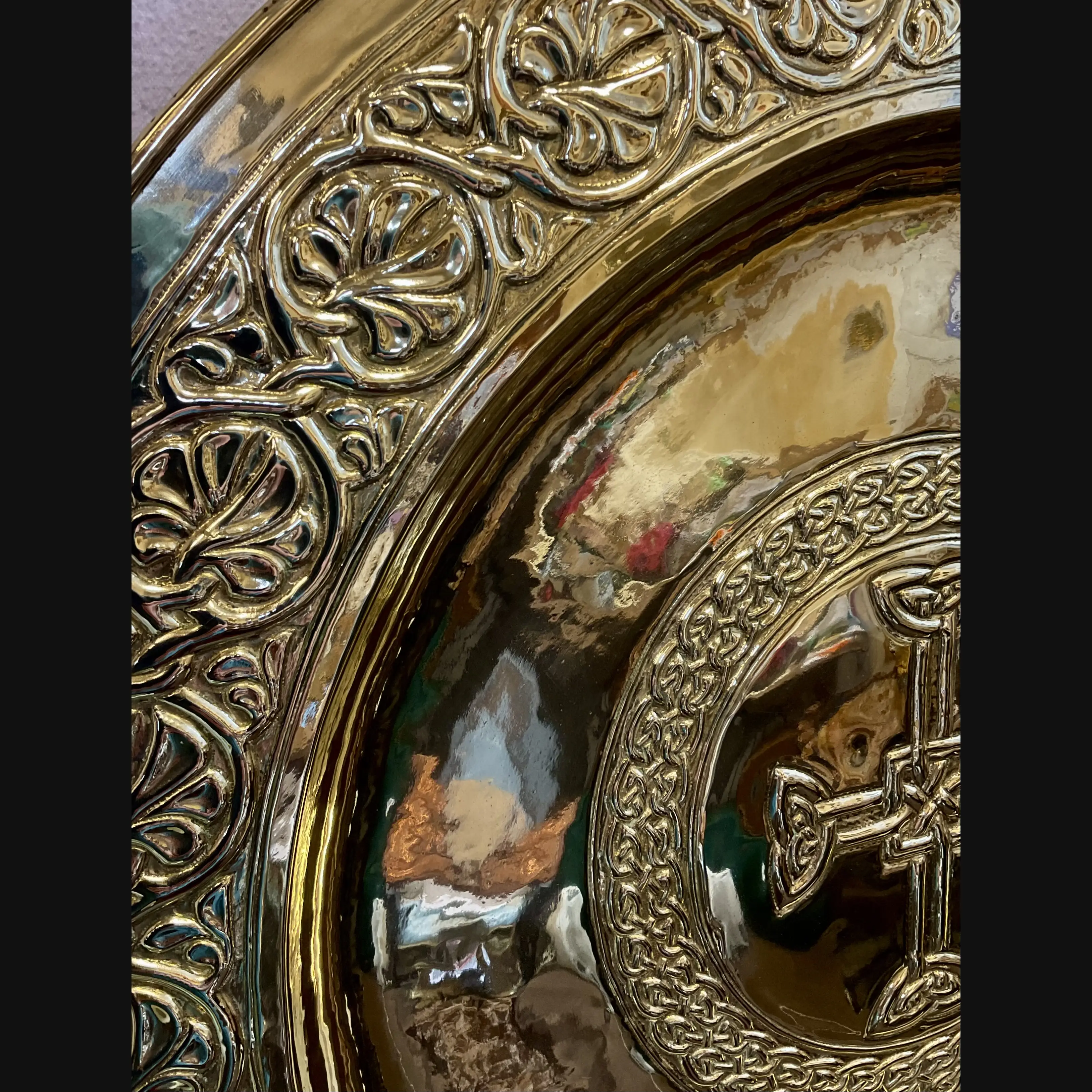 alexander ritchie iona celtic art scottish arts and crafts large brass nunnery cross wall charger c1905 10