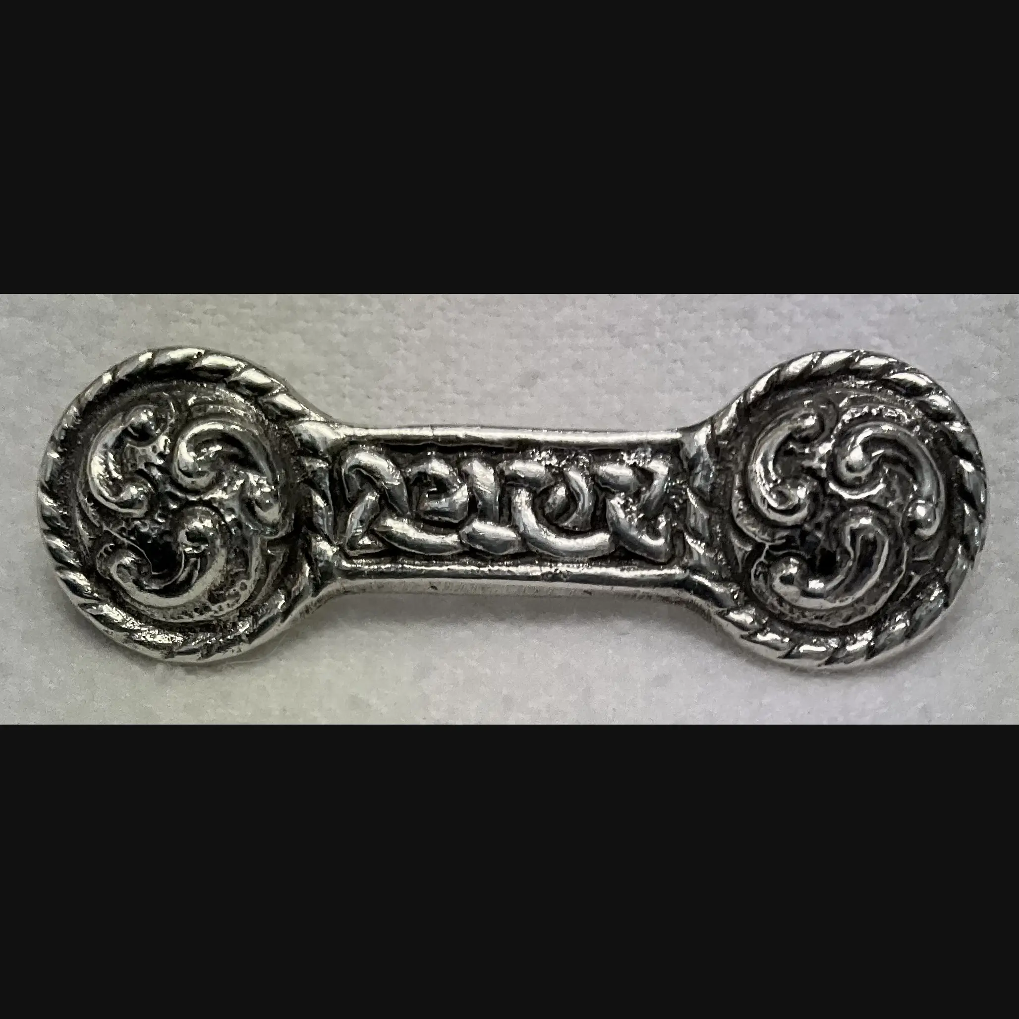 alexander ritchie iona celtic arts scottish arts and crafts celtic revival silver bar brooch