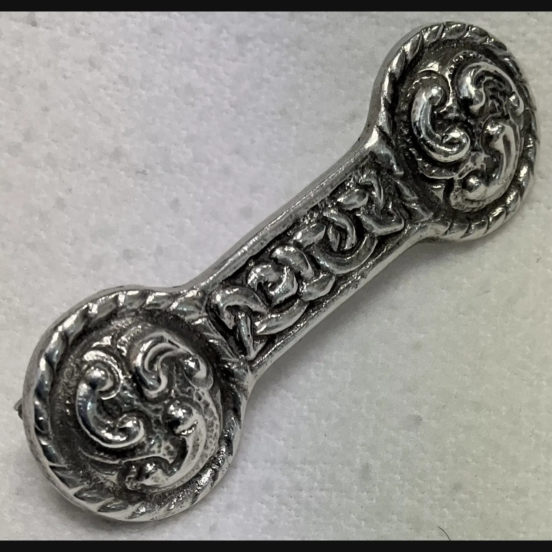 alexander ritchie iona celtic arts scottish arts and crafts celtic revival silver bar brooch