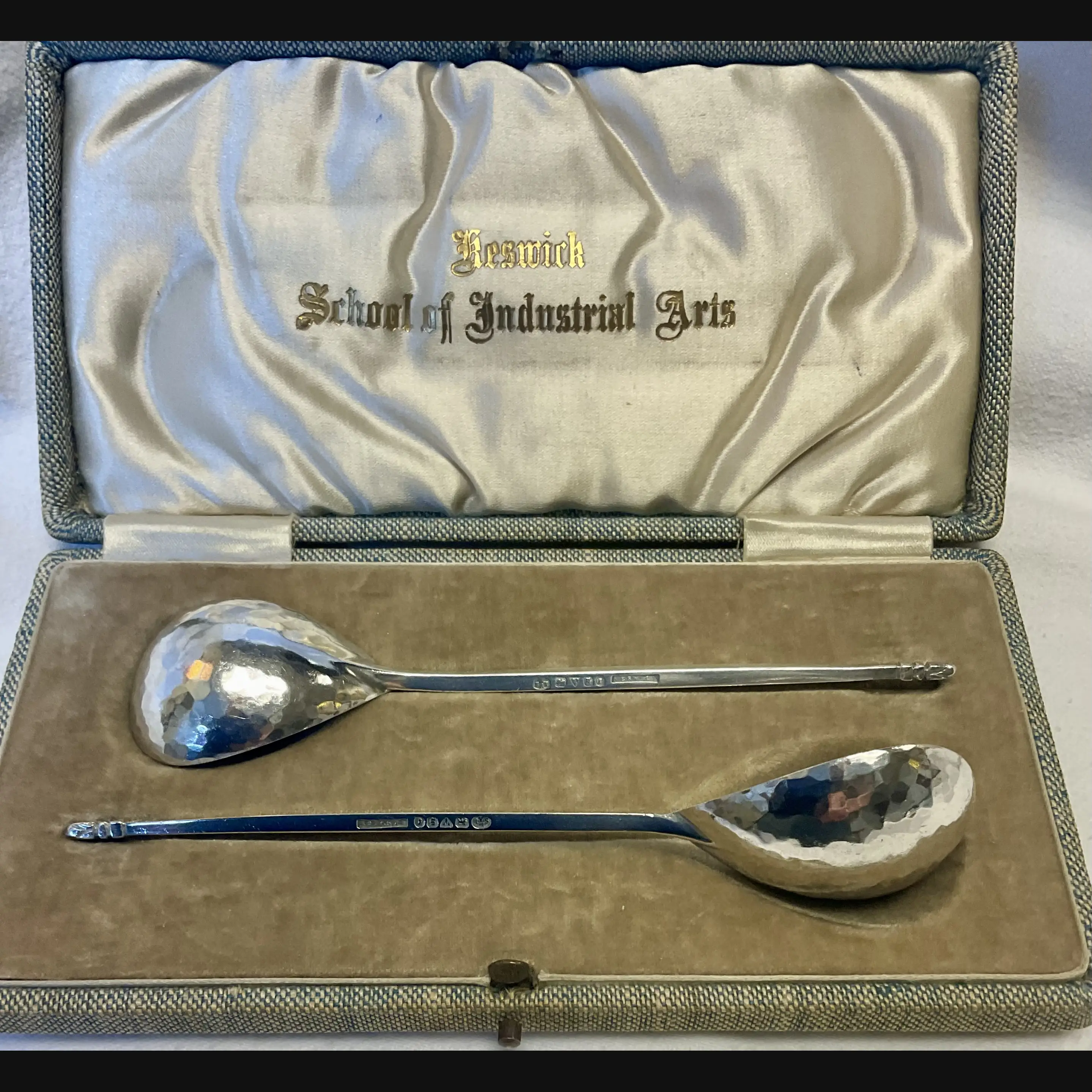 keswick school of industrial art ksia arts and crafts cased pair of silver serving spoons original silk lined fitted box