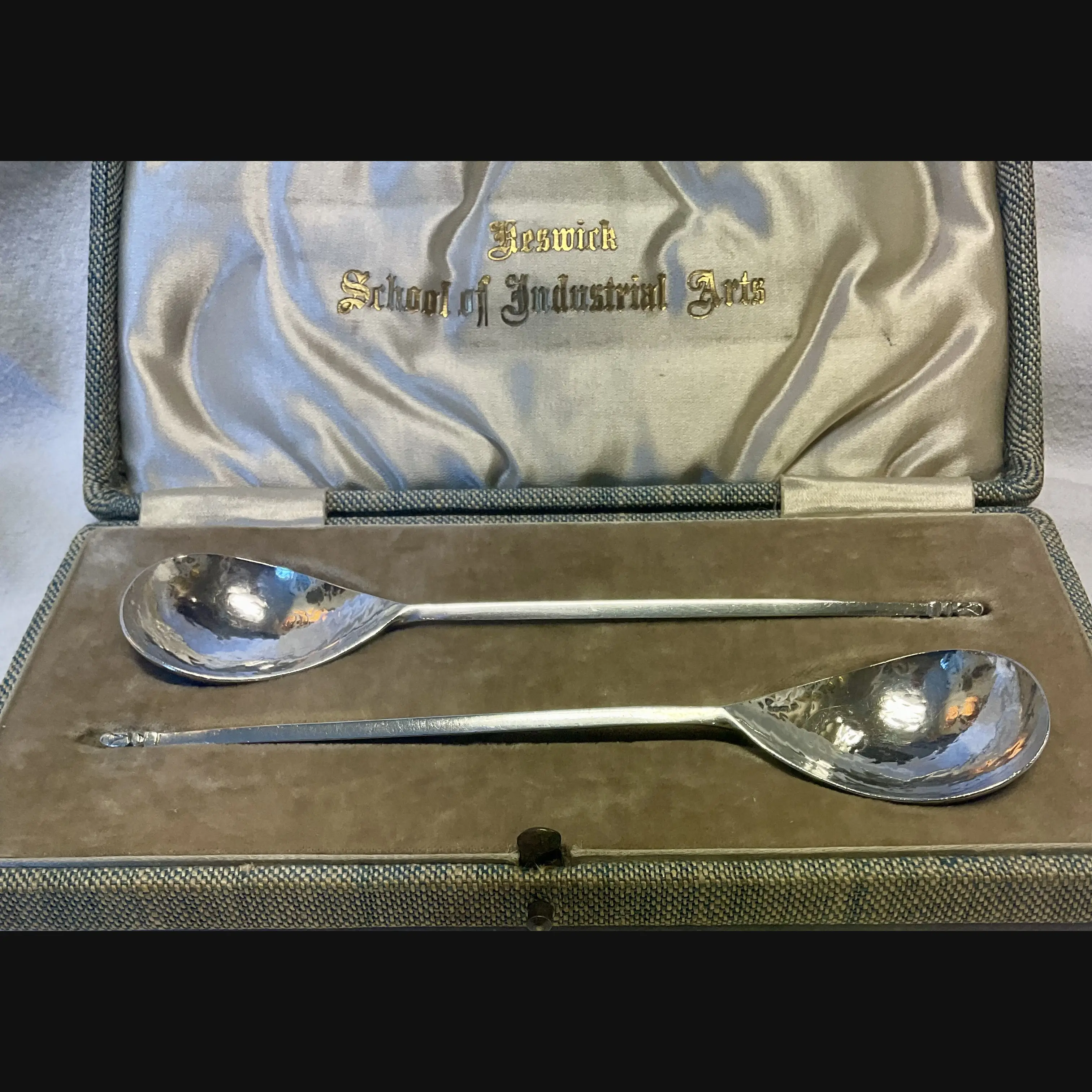 keswick school of industrial art ksia arts and crafts cased pair of silver serving spoons original silk lined fitted box