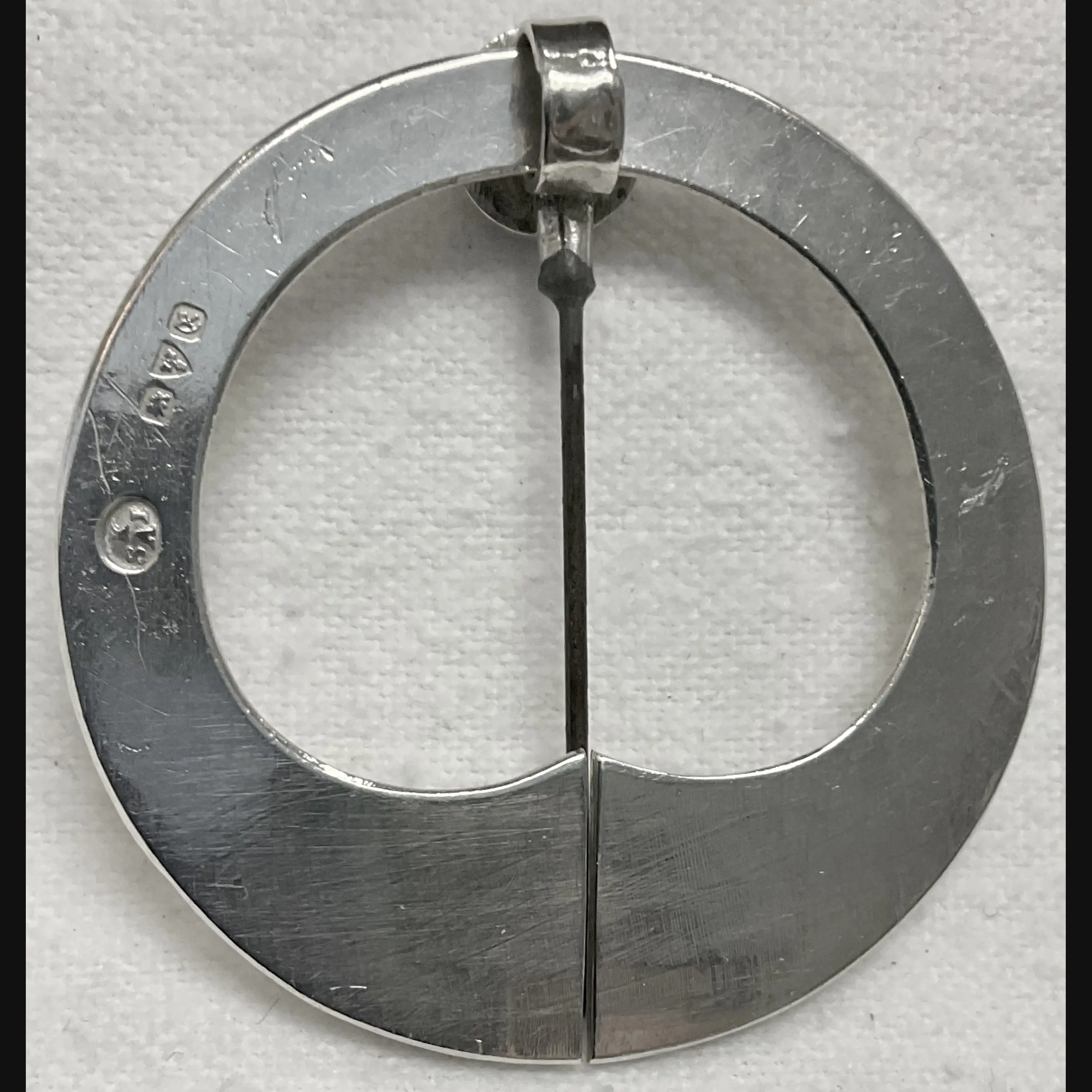 keswick school of industrial art ksia arts and crafts unusual silver plaid brooch c1942