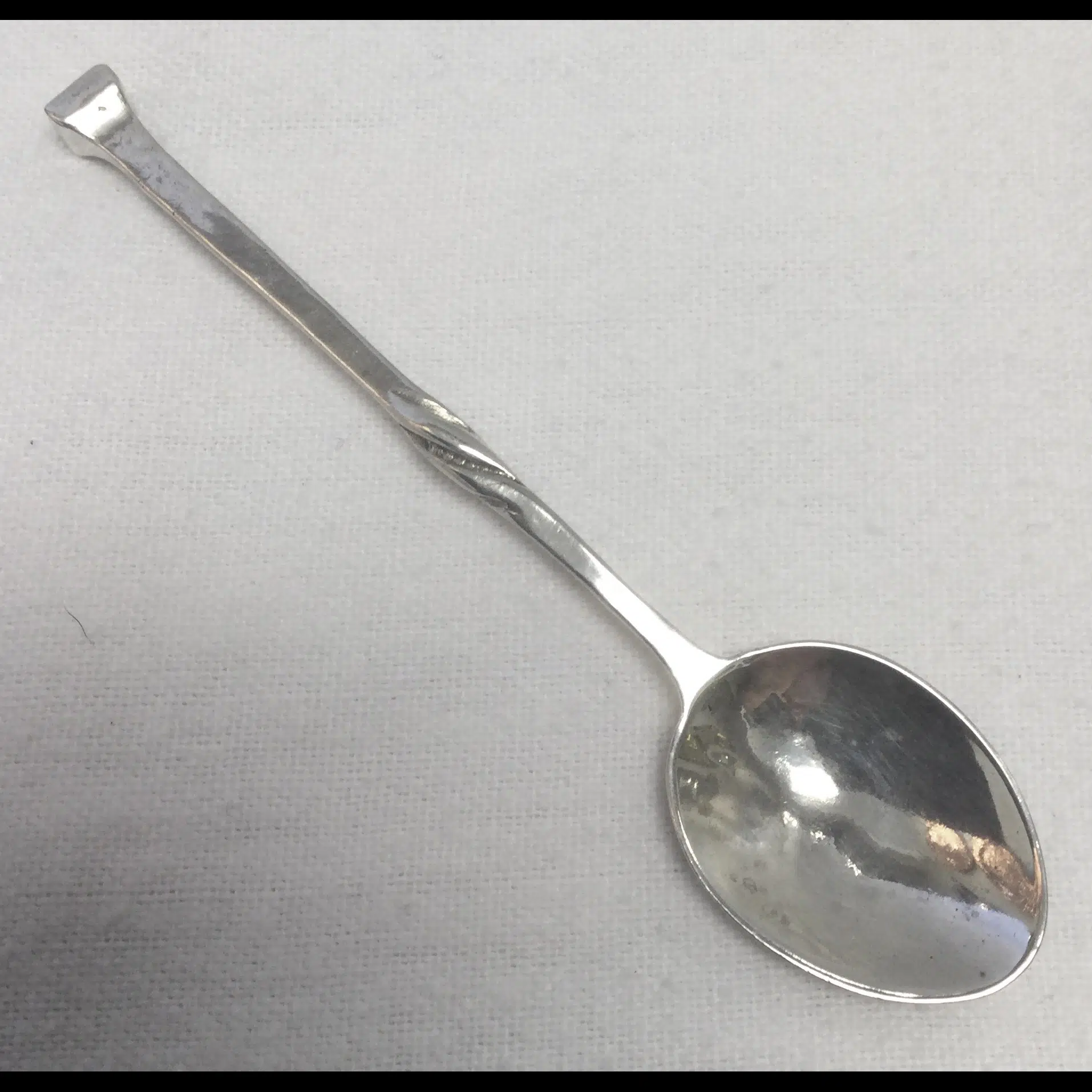 omar ramsden arts and crafts silver tea spoon